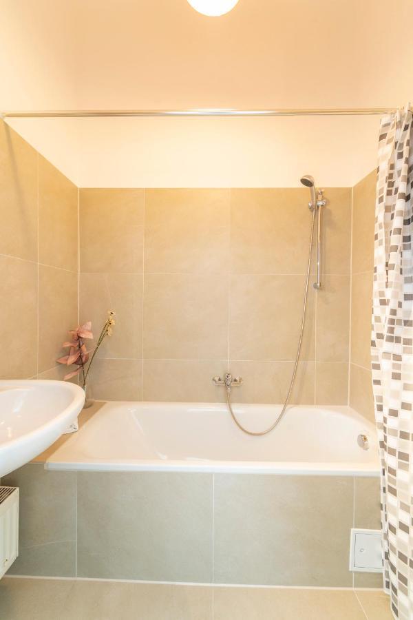 Theresia I Levestate Appartement *